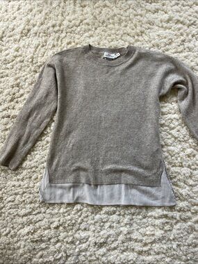 Vineyard Vines Two-Tone Layered Hem Crewneck Sweater - Cashmere and Linen